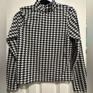 Houndstooth turtle neck top